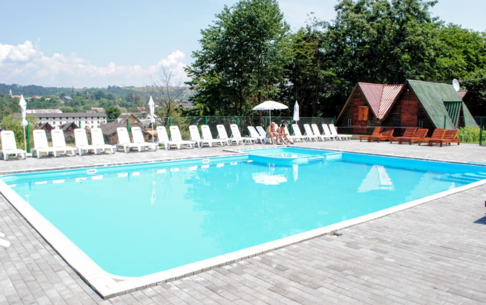 ВАЛАХІЯ база відпочинку в Солотвино