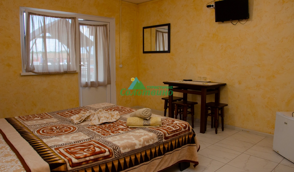 БІЛИЙ АІСТ база відпочинку в Солотвино