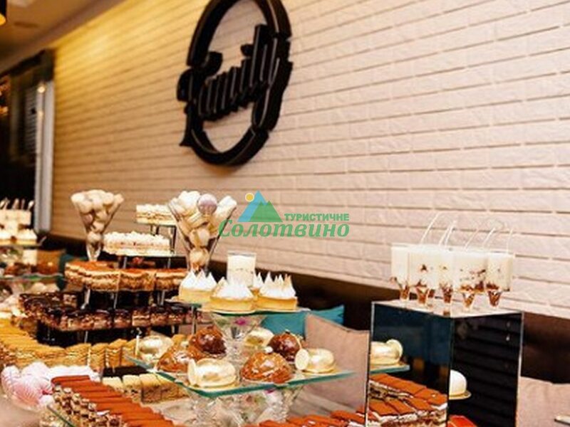 ФЕМЕЛІ ресторан в Солотвино