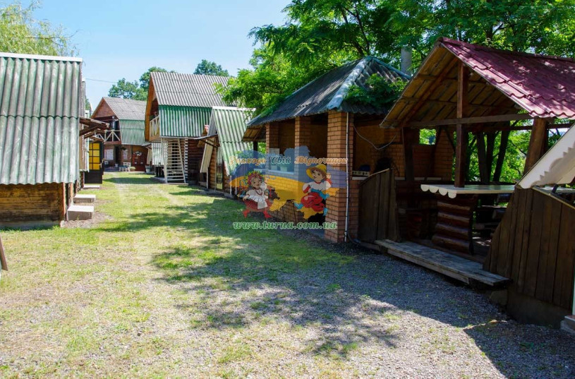 ЛА МОАРА база відпочинку в Солотвино