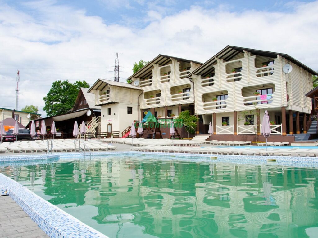 ЛУМІНІЦА база відпочинку Солотвино