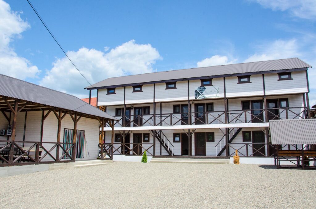 MIHAELA база відпочинку в Солотвино