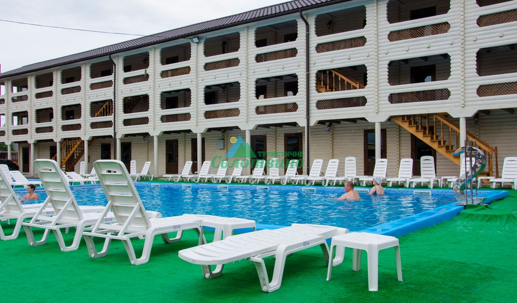 ВЕЛИКА ТИСА база відпочинку в Солотвино