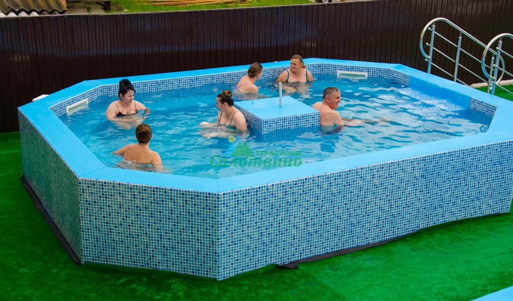 ВЕЛИКА ТИСА база відпочинку в Солотвино