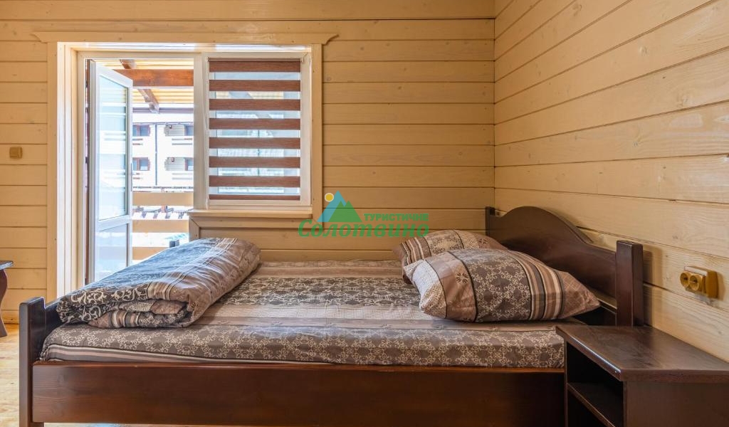 ЗОЛОТИЙ ПАВЛІН база відпочинку в Солотвино