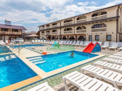 ЗОЛОТИЙ ПАВЛІН база відпочинку в Солотвино